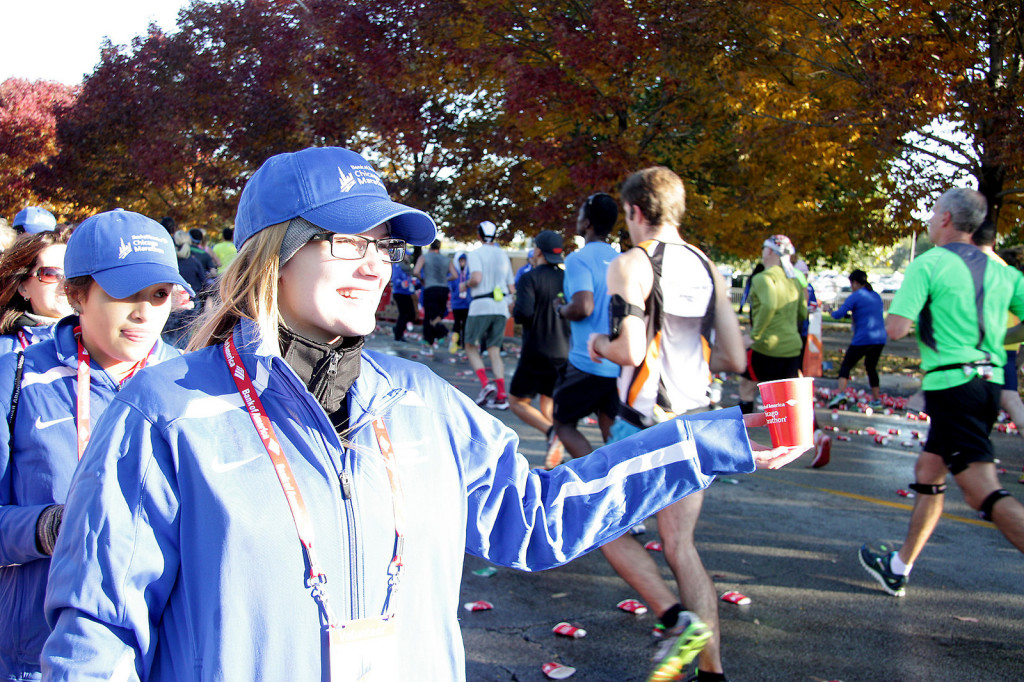 Great volunteers at the Chicago Marathon photo credit: Gregory Regalado; Flickr Creative Commons